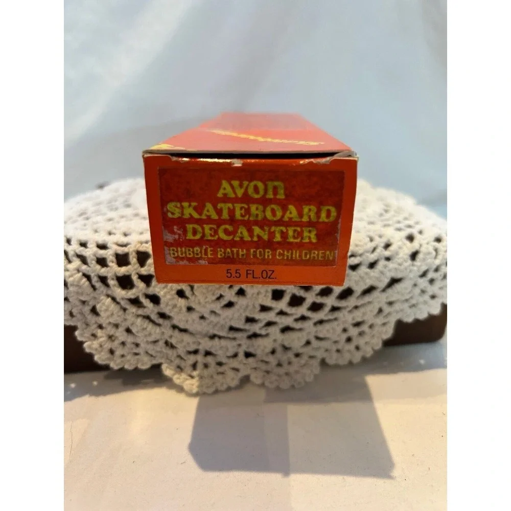 Vintage Avon skateboard decanter‎ bubble bath for children